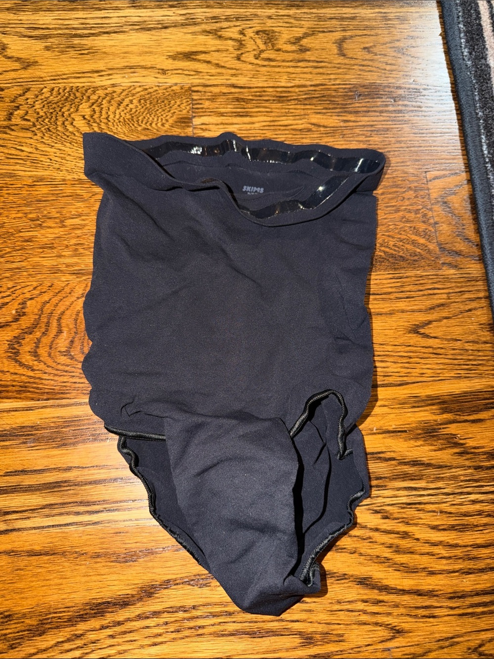 SKIMS Black Men's Briefs with Gloss Waistband